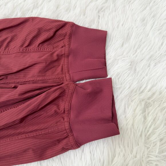 Women Lululemon Dance Studio Jogger Mid Rise in Savannah Size 2 - Picture 9 of 9